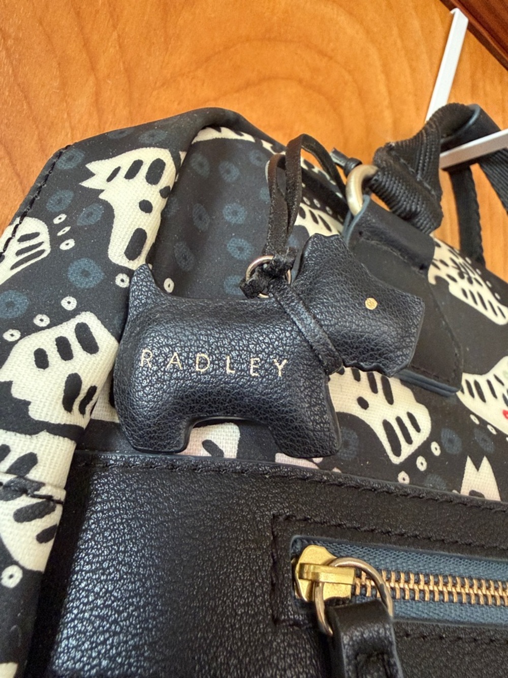 RADLEY LONDON Black Backpack with Cream Scotty Dog Print and Red Accents - Picture 3 of 16